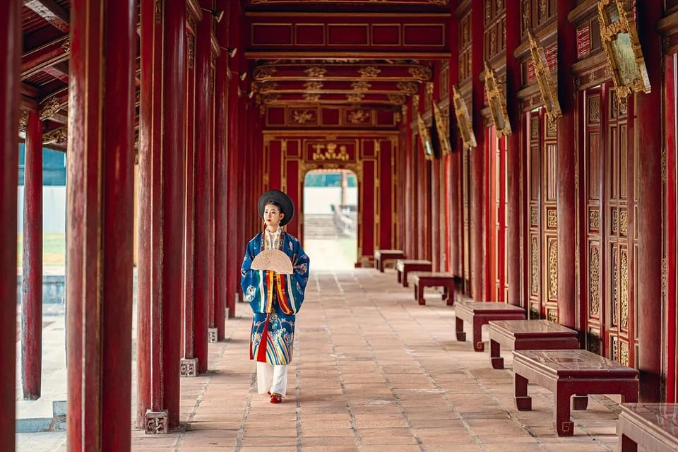 Da Nang: Hue Imperial Day Trip, Hai Van Pass Train, & Lunch